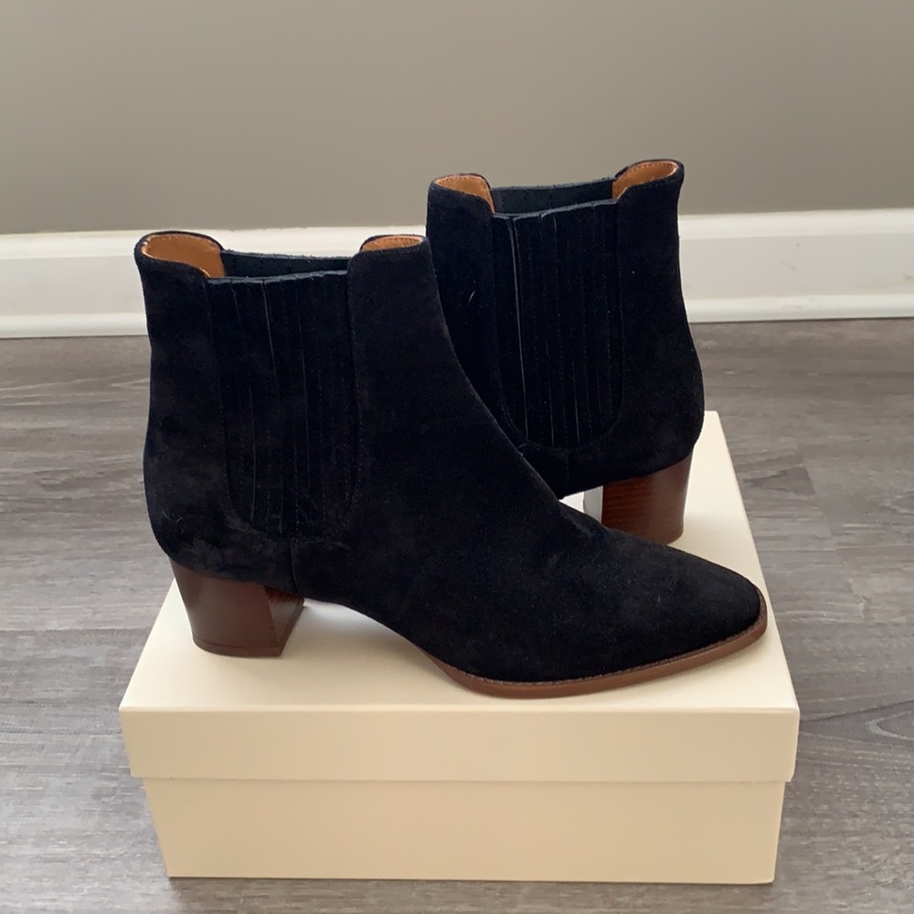 Sezane black suede bootie